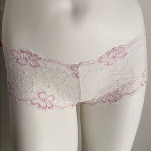 Brenda lace white and lavender panty XL